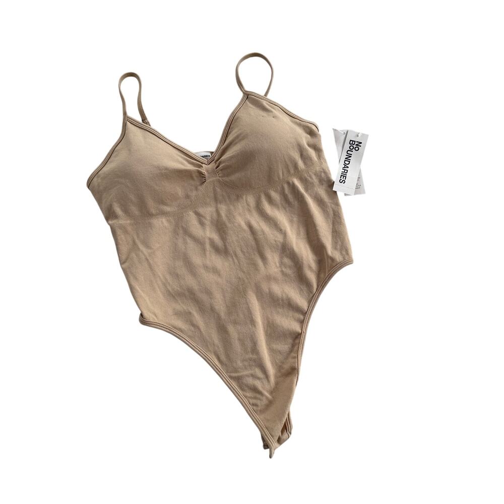 No Boundaries Women’s XL 16/18 Seamless V-Neck Bodysuit - Tan